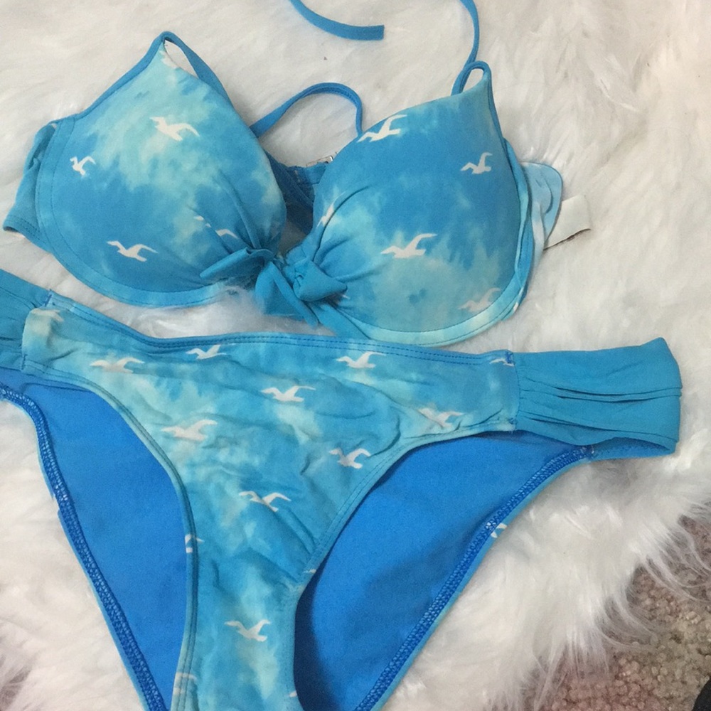blue Hollister bikini